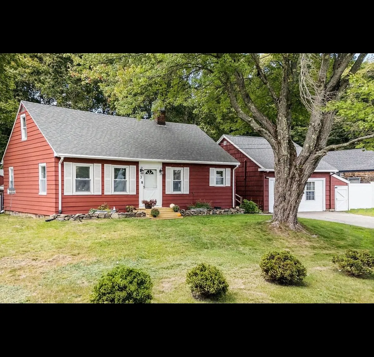 Bennett St, Somersworth — Photo 1
