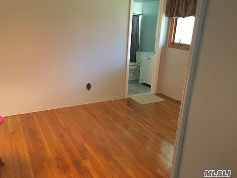 2nd image of 23 Bridle Ln