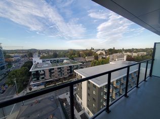 1100 Yates St, Victoria, BC V8V 3M8