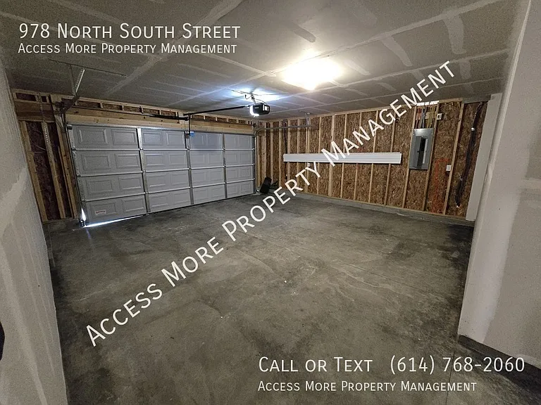 978 N South St — Photo 12