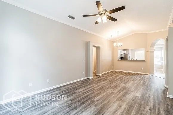 1664 Hudderfield Cir W — Photo 9