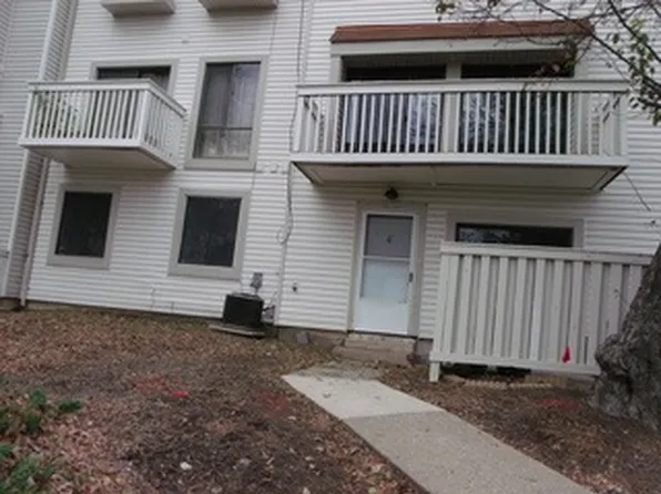 12822 Cara Dr, Woodbridge, VA 22192