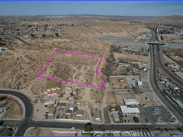 15580 1st St #18, Victorville, CA 92395