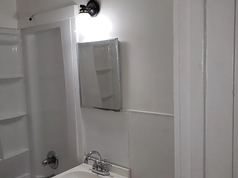 2322 Kent Ave — Photo 24