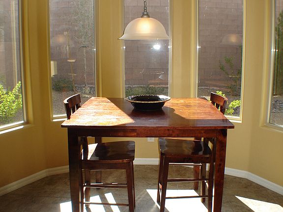 KITCHEN DINING