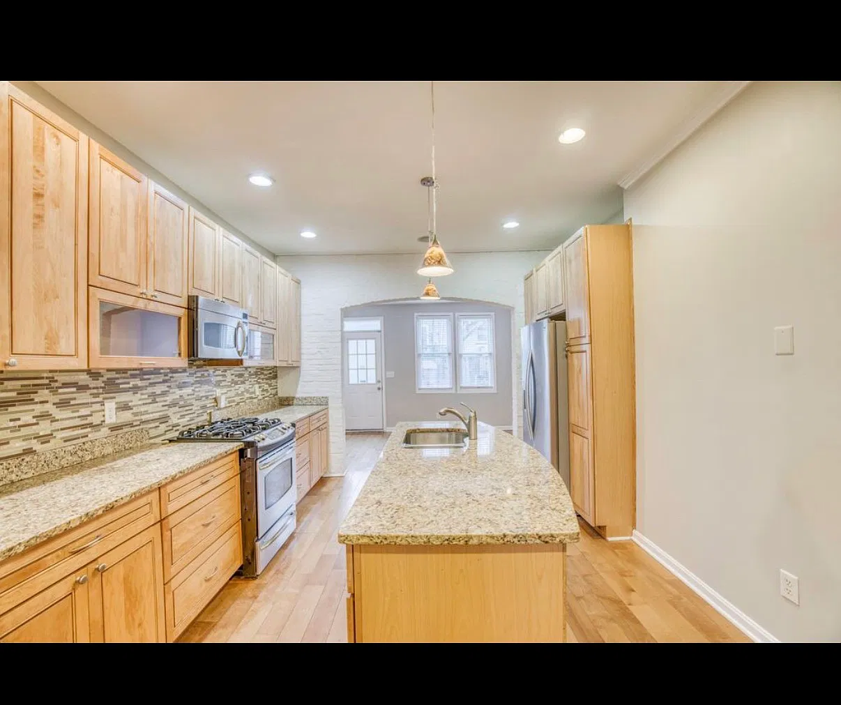 2 bed, 1512 sqft, $2,000 — Photo 1
