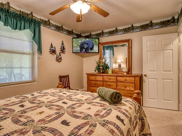 2913 Barnes Dr — Photo 13