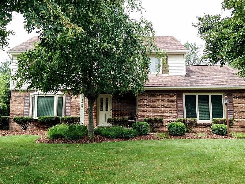1st image of 10224 Fairfax Dr NW