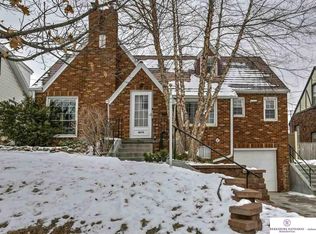 4678 Pine St, Omaha, NE 68106