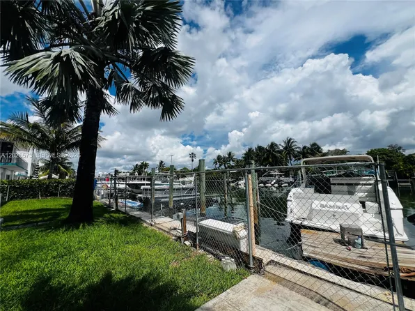 2033 Calais Dr APT 5, Miami Beach, FL 33141