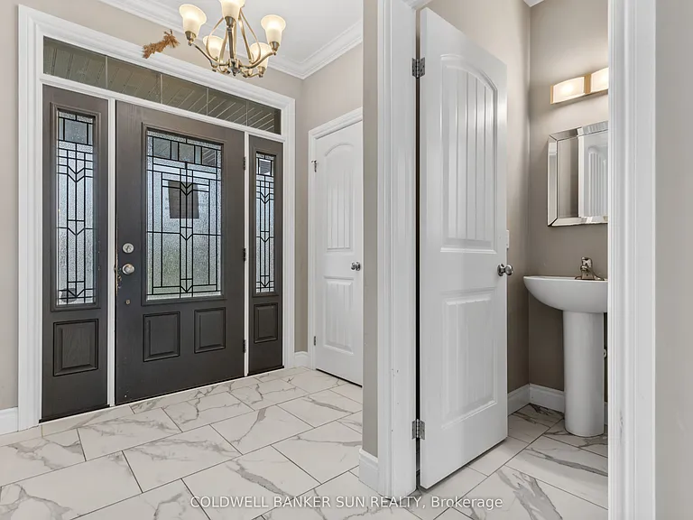 2191 Westpoint Hts — Photo 4