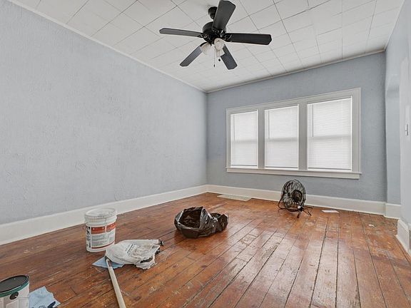 2nd image of 1125 E Clarke STREET