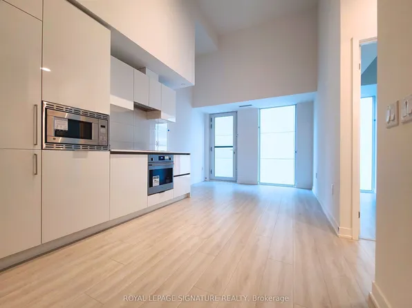 238 Simcoe St, Toronto, ON