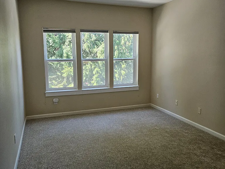 7909 SW 31st Ave #1B — Photo 2