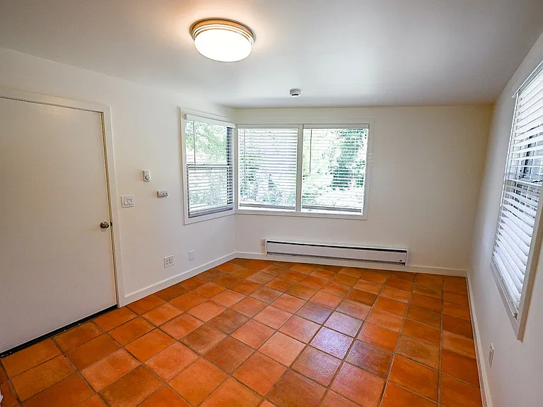24682 Dolores St — Photo 5