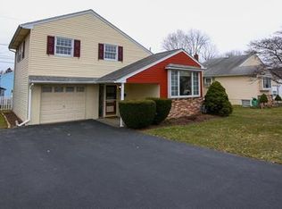 1828 Cloverdale Rd, Bethlehem, PA 18018