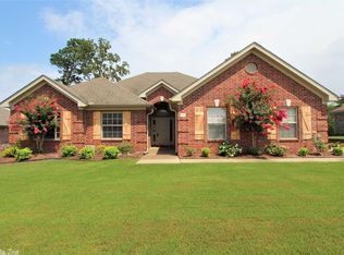 3230 Clover Hill Ln, Benton, AR 72015