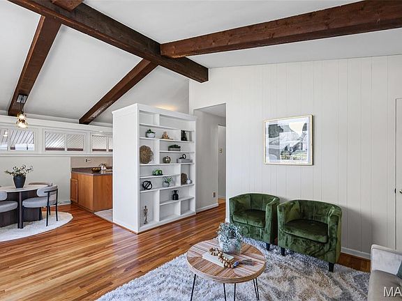 4th image of 939 Oak Ridge Ave