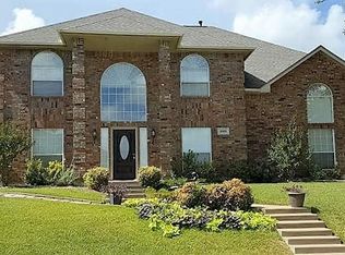 1025 Millington Cir, Desoto, TX 75115