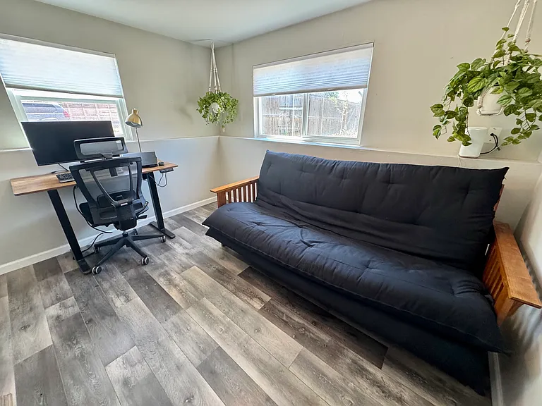 2293 S Cherokee St — Photo 10