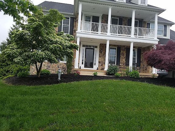 1810 Castle Green Circle