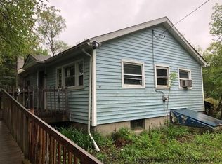 100-102 Indian Rd, Red Hook, NY 12571