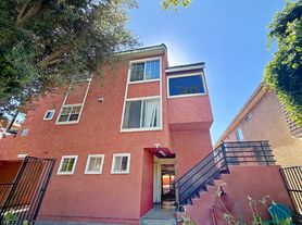 2309 N Naomi St, Burbank, CA