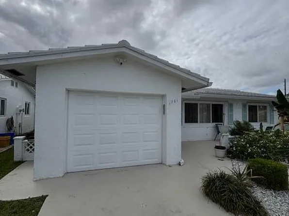 1701 SW 16th St, Boynton Beach, FL 33426