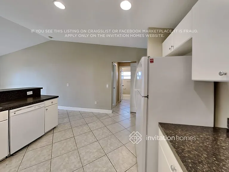 4822 Leonard Blvd S — Photo 8