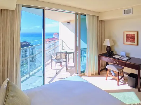 223 Saratoga Rd #2208, Honolulu, HI 96815