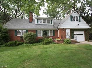 28501 Parkwood Dr, Willowick, OH