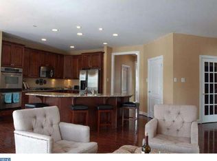 714 Green Meadow Dr, Douglassville, PA 19518