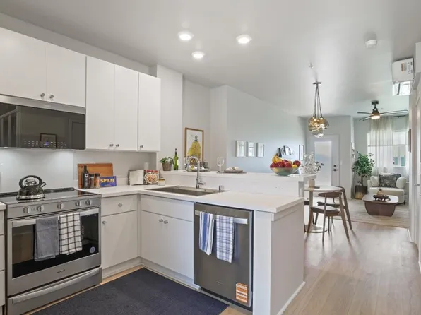 91-4099 Hikuono St #517, Kapolei, HI 96707