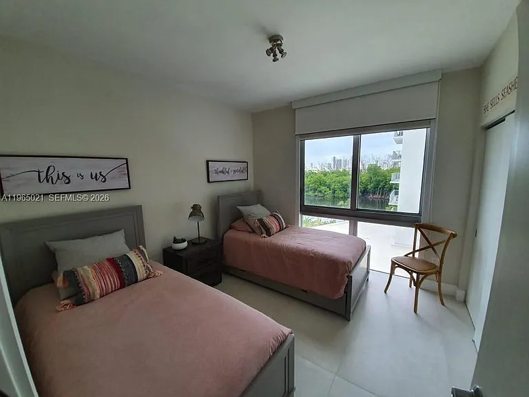 16385 Biscayne Blvd #507 — Photo 22