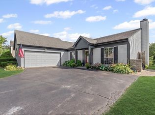 5155 Portage Ln, Gurnee, IL 60031