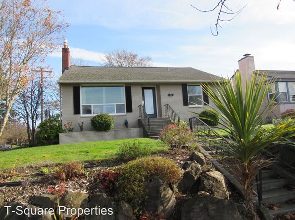 large dogs allowed houses for rent