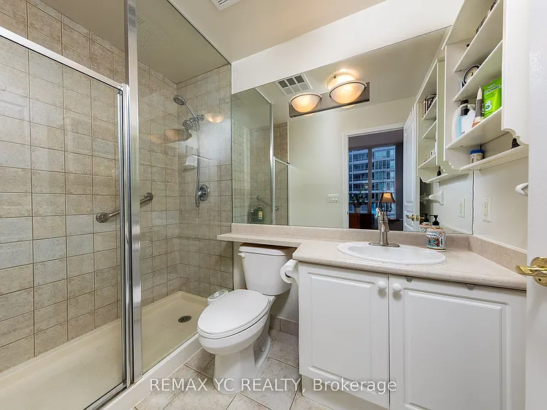 28 Byng Ave #802 — Photo 14