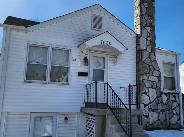 7620 Stanwood Dr, Saint Louis, MO 63121