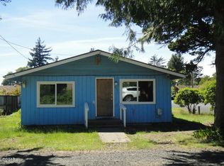 855 NE Fogarty St, Newport, OR 97365