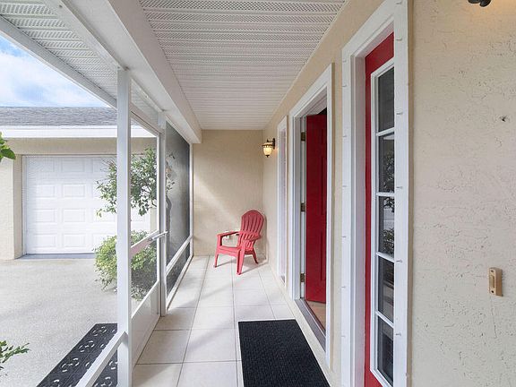 4th image of 1641 SW Diamond Street