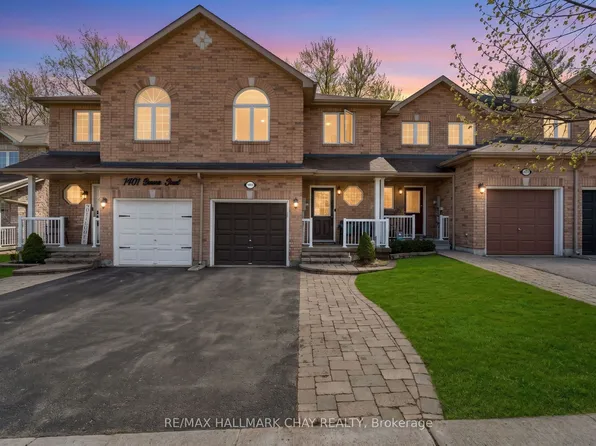 1403 Benson St, Innisfil, ON L9S 0C7