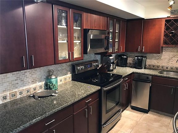 3rd image of 1430 Gulf Blvd APT 606