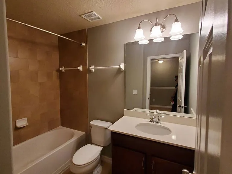 8404 Iron Mountain Trl — Photo 25