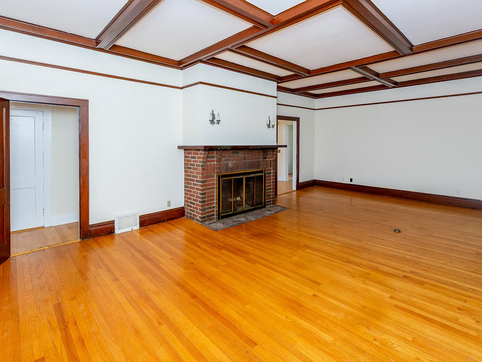 3 bed, 1525 sqft, $2,700 — Photo 3