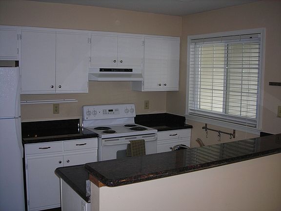 Updated Cabinets & Granite Counters