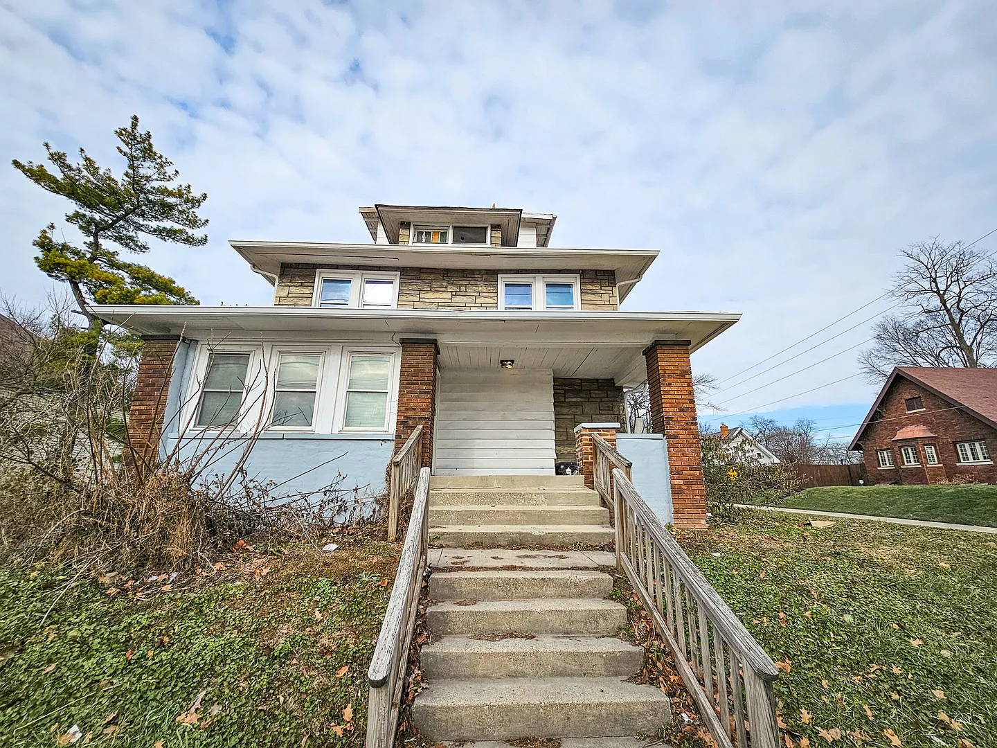 4831 E Washington St - Unit 4 - $995.00/mo. with $250 of second month — Photo 3