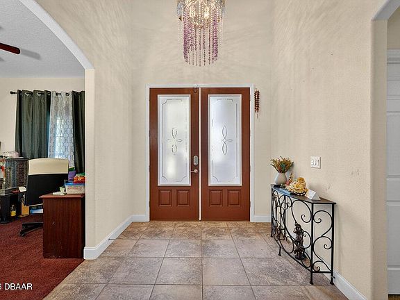 5th image of 139 Creek Forest Ln