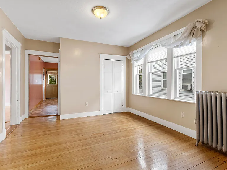 131 Yale St #1 — Photo 7