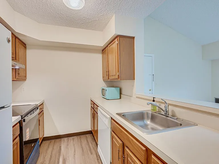 2310 Aspen Dr — Photo 11