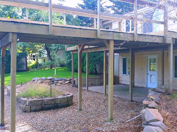 elevated garden walk out